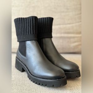 Freda Salvador Chelsea Boots